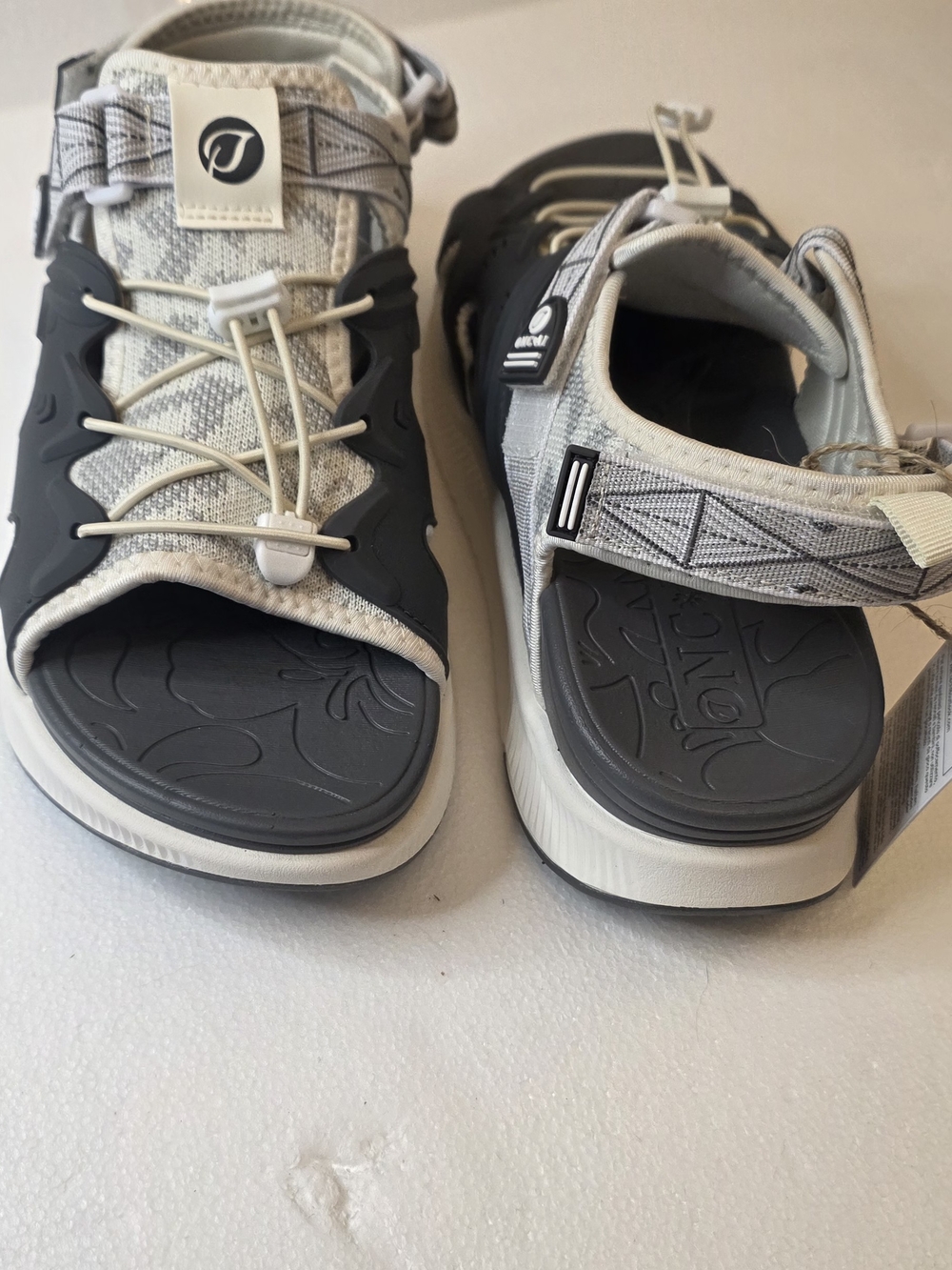 Grey sports sandals for men and women with adjustable strap